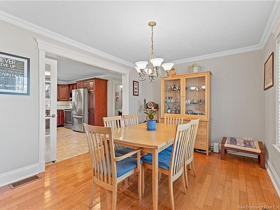 5th image of 7 Highgate Ct