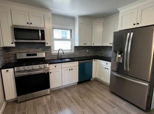 17 Glover Ave, Yonkers, NY 10704