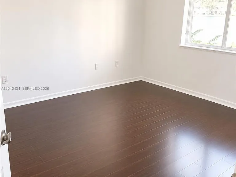 2931 SE 12th Rd #10655 — Photo 7