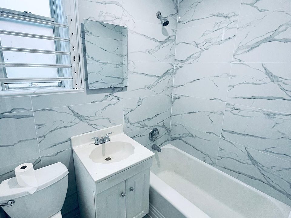 2nd image of 3162 Ampere Ave #1