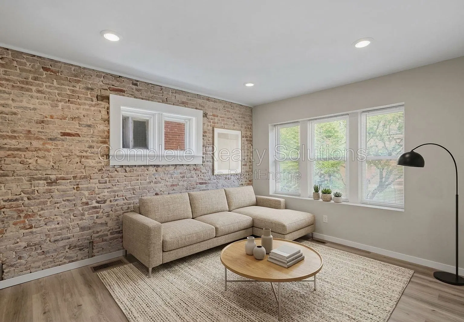 2 bed, 2.0 bath, 930 sqft, $1,195 — Photo 1