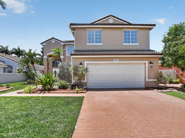 19064 NW 13th Street, Pembroke Pines, FL 33029