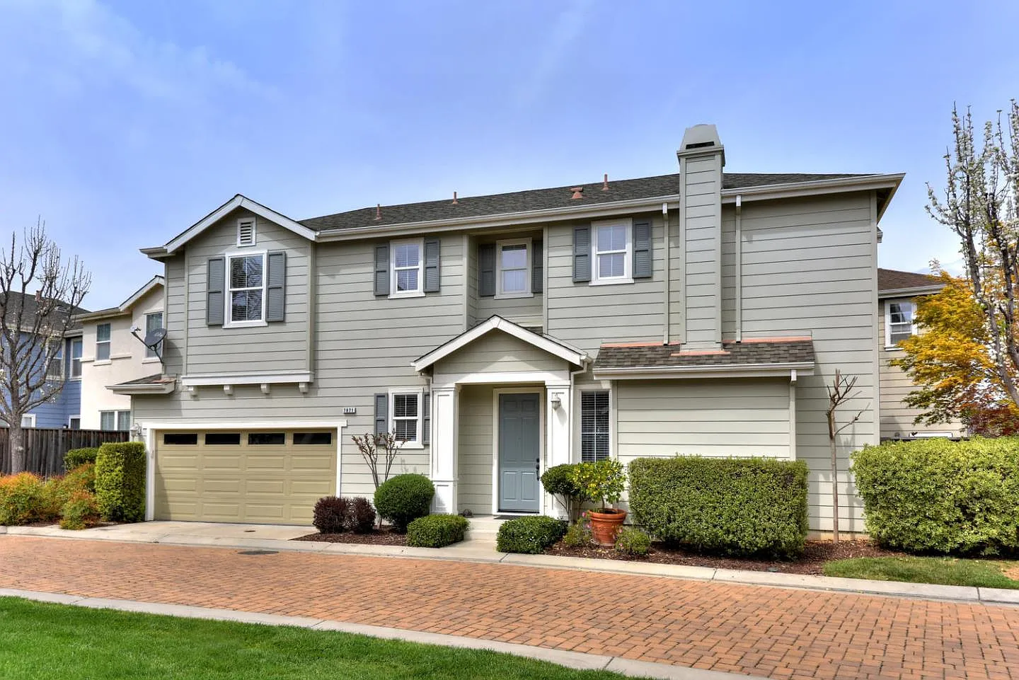 7871 Dickens Way photo 1