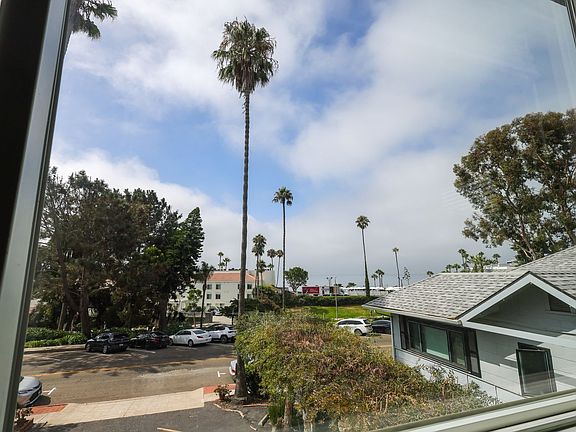 2nd image of 270 Cliff Dr APT 9