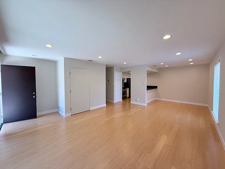 21107 Red Fir Ct — Photo 3