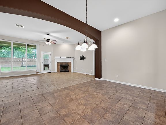 5th image of 4308 Parkvista Trl