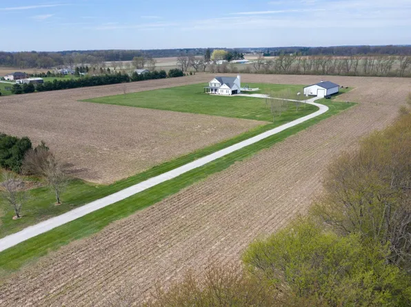 7682 S 700 W, Union Mills, IN 46382