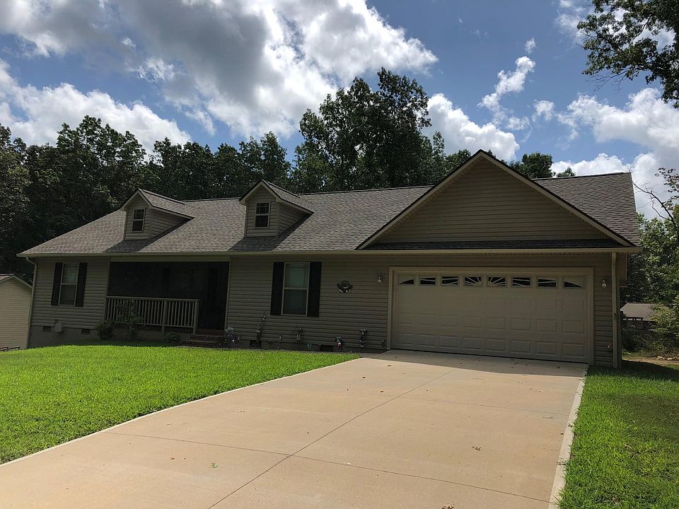 1st image of 3112 Yuork Dr