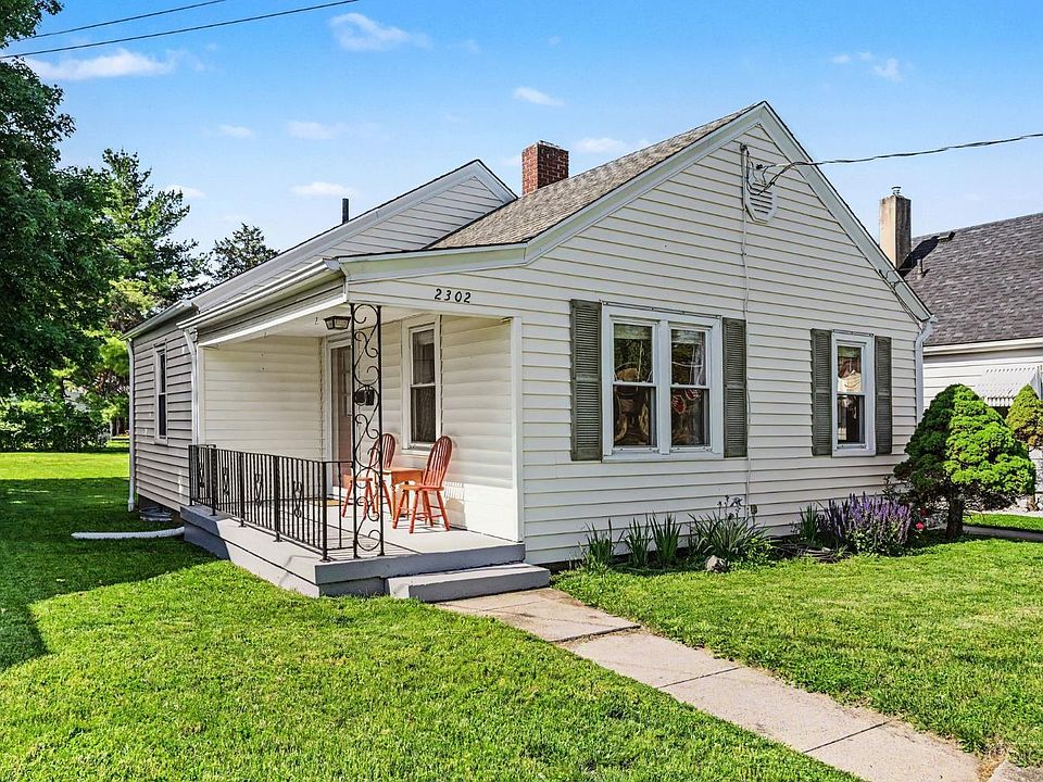 1st image of 2302 Woodburn Ave