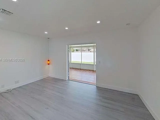 3030 SW 96th Ave — Photo 9