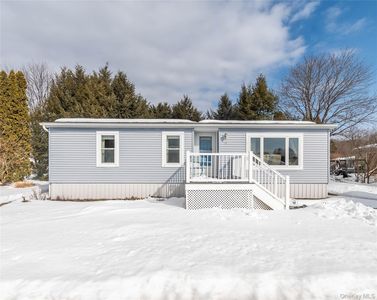 74 Hidden Brook Drive, Hyde Park, NY, 12538