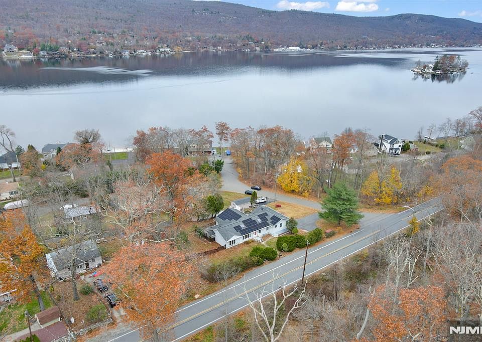 1st image of 699 Shore Rd