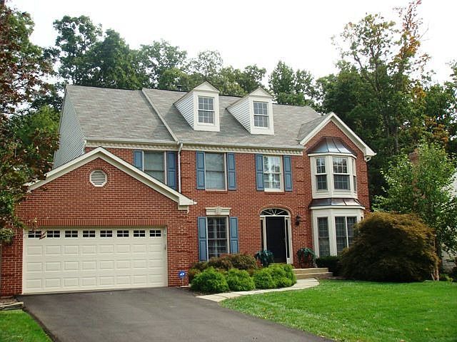 1st image of 8618 Oak Chase Cir