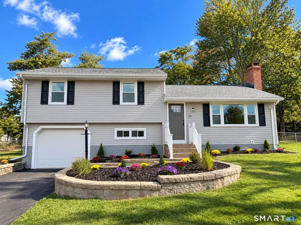 19 Winthrop Boulevard, Cromwell, CT 06416