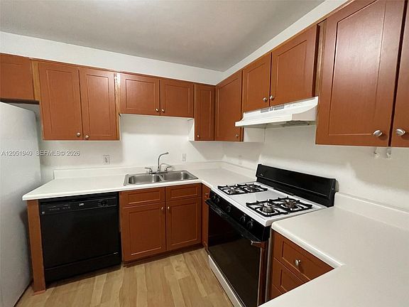 2nd image of 15290 SW 106th Ln APT 317