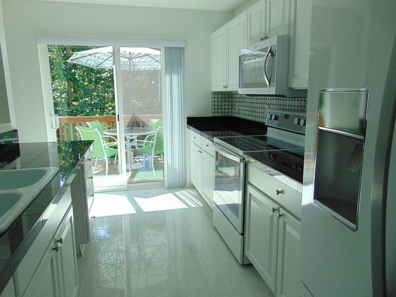 3rd image of 11722 24th St SE