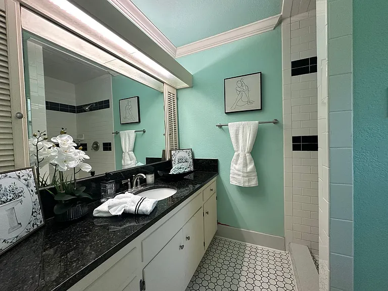 11414 Raindrop Dr — Photo 11
