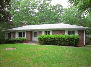 155 Jeter Mountain Ter, Hendersonville, NC 28739