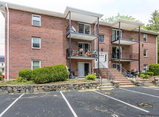 82 Neponset St APT C, Canton, MA 02021