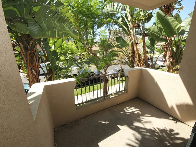 7070 Flight Ave — Photo 5