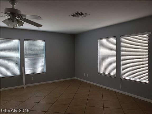 3rd image of 3153 McLennan Ave