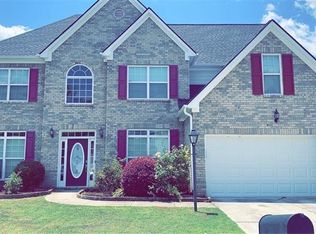 2303 Shady Maple Ln, Loganville, GA 30052