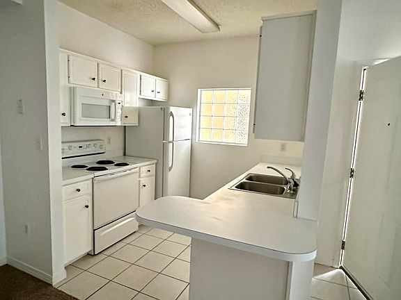 5th image of 1501 Partin Dr APT 211