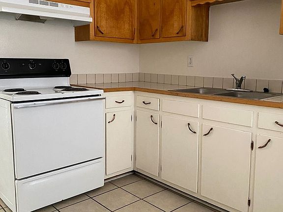 2nd image of 1109 Louisiana Blvd SE APT B