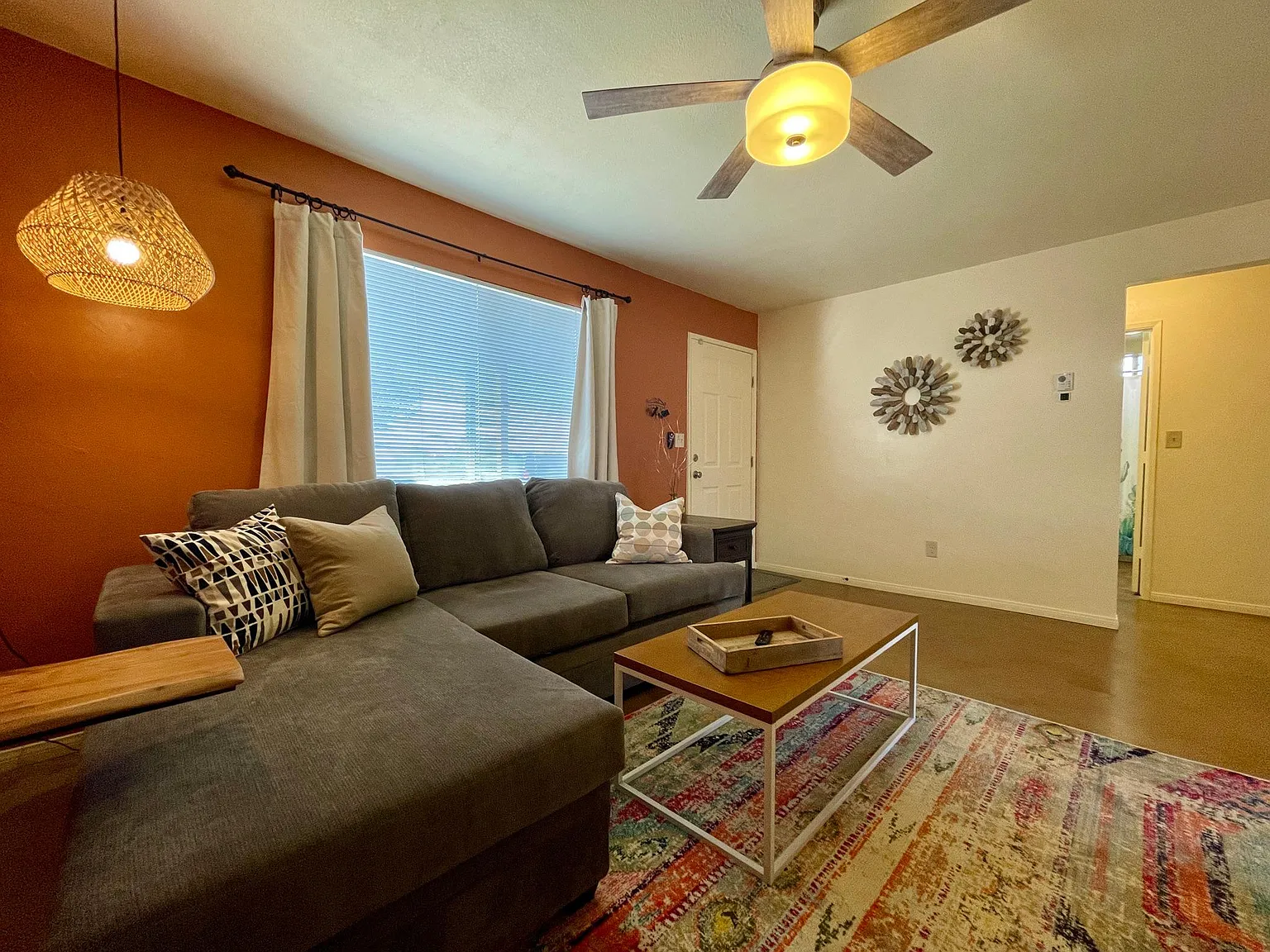 2 bed, 800 sqft, $1,875 — Photo 4