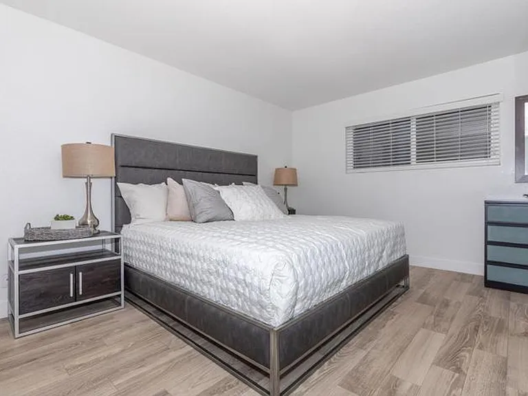 Evoq Apartment Homes — Photo 34