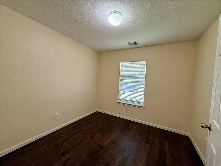 15906 Arapaho Bend Ln — Photo 4
