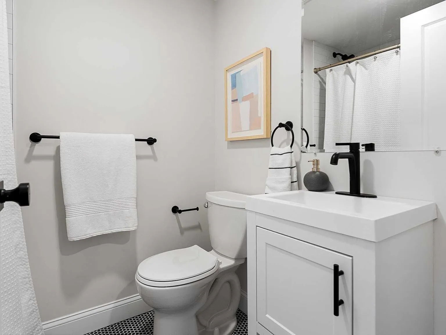 4 bed, $4,500 — Photo 3
