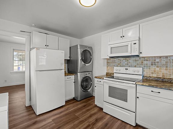 4th image of 525 Virginian Dr