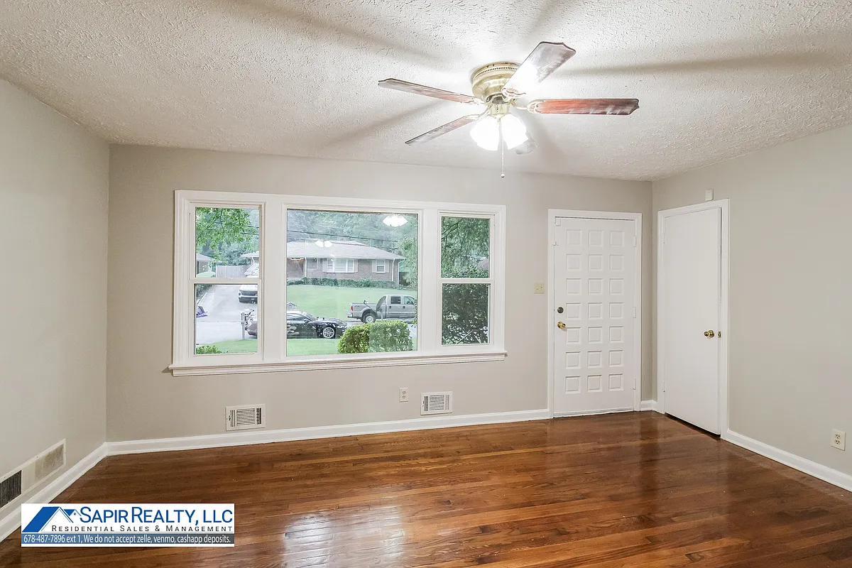 2_08272024 - 2694 Fairlane Dr SE