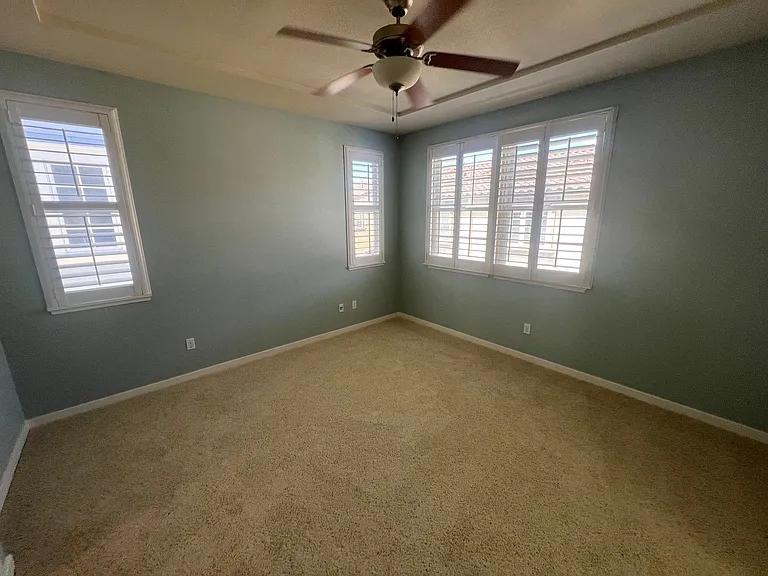 221 Geary Way — Photo 14