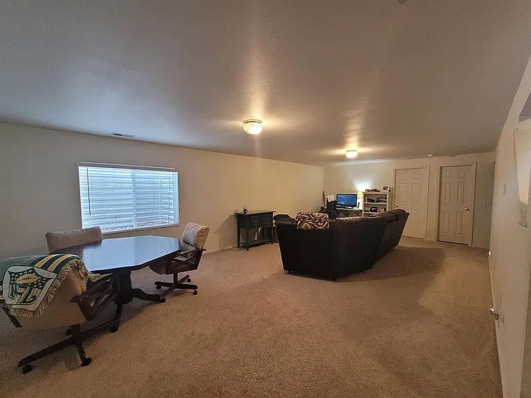 97 Misty Creek Dr — Photo 14
