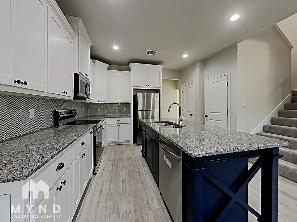 5612 San Jacinto Dr