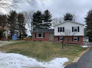 358 Creekside Dr, State College, PA 16801