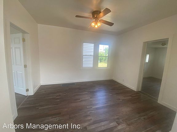 4th image of 906 North St Floor 1