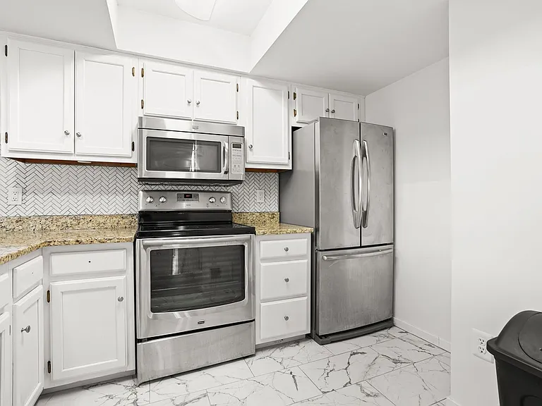 18616 Pier Point Pl — Photo 11