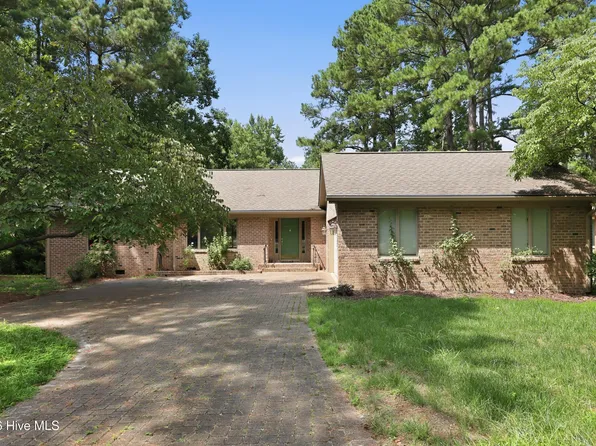 6 Sunset Drive, Whispering Pines, NC 28327
