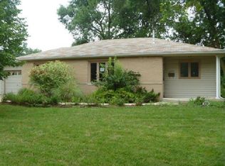 410 Alpine Ln, Hoffman Est, IL 60169