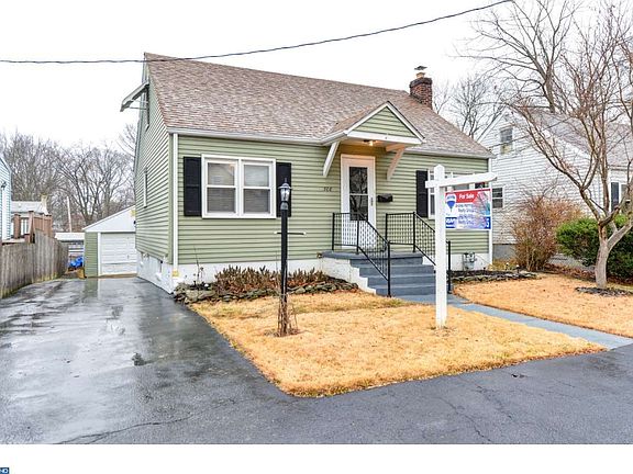 3rd image of 308 Clayton Ave