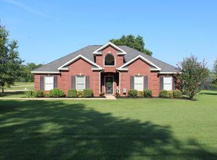 112 Ellis Rd, Steens, MS 39766