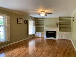 306 N 10th St, Murray, KY 42071