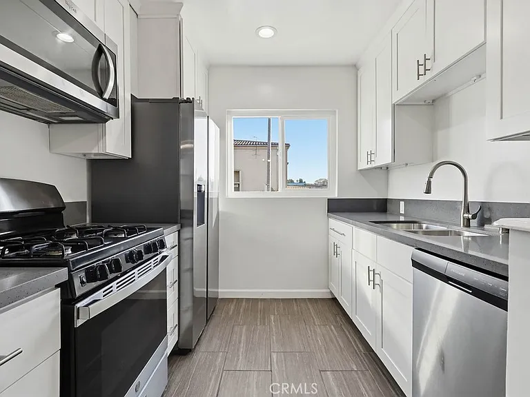 6065 Pickford Pl #1 — Photo 6