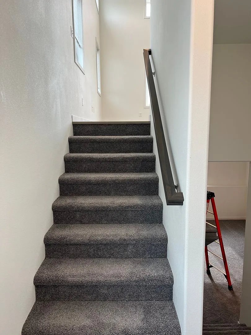 3 Bed 3 Bath Single Family Home — Photo 2