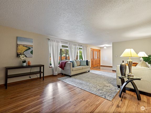 4th image of 11016 Lake Steilacoom Drive SW