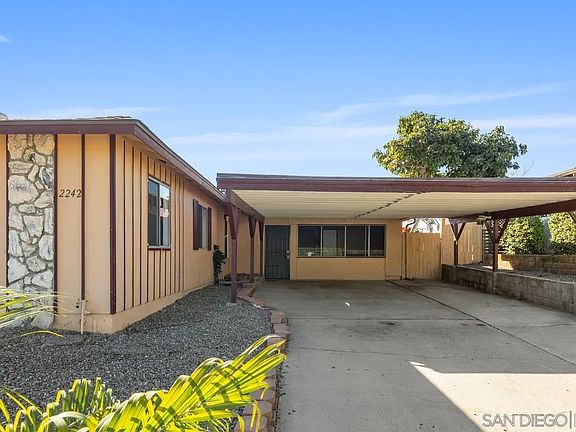 4th image of 2242 Hanford Dr