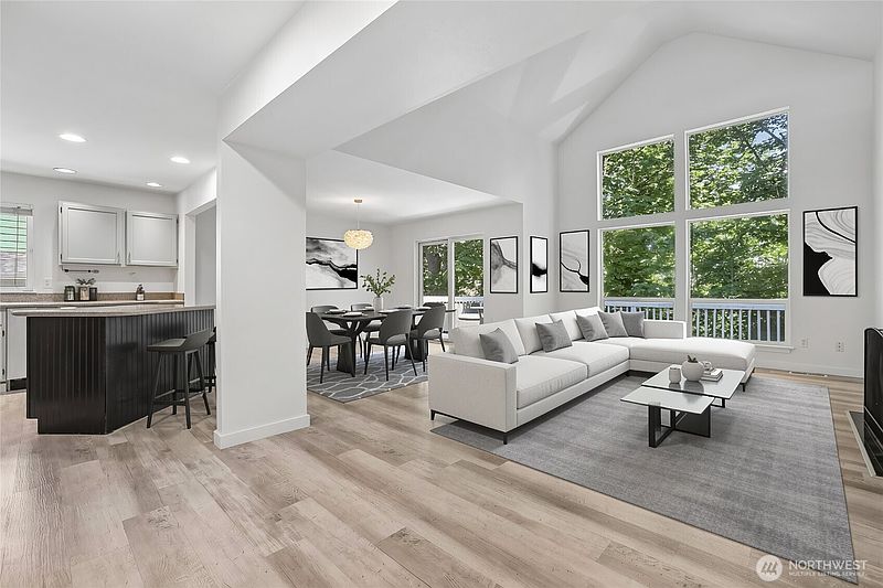 3rd image of 8139 4th Avenue SW